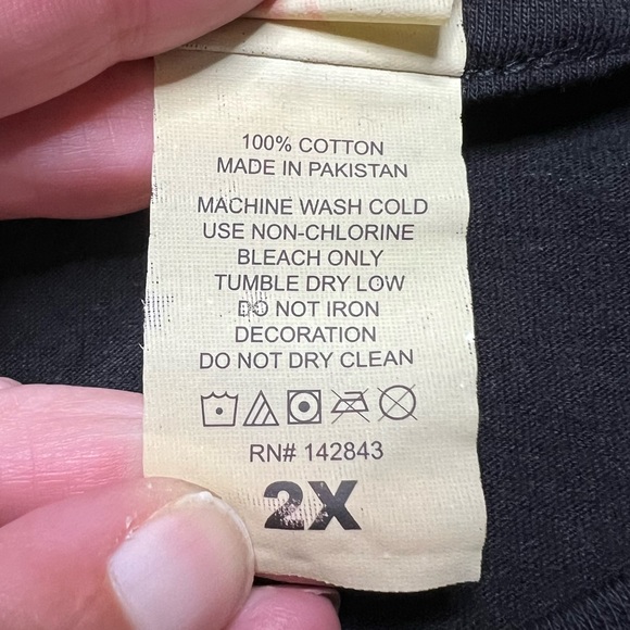 NWOT Logo Vision Survivor Outwit Outlast Outplay SS Graphic T-Shirt Men’s 2X - Picture 6 of 6